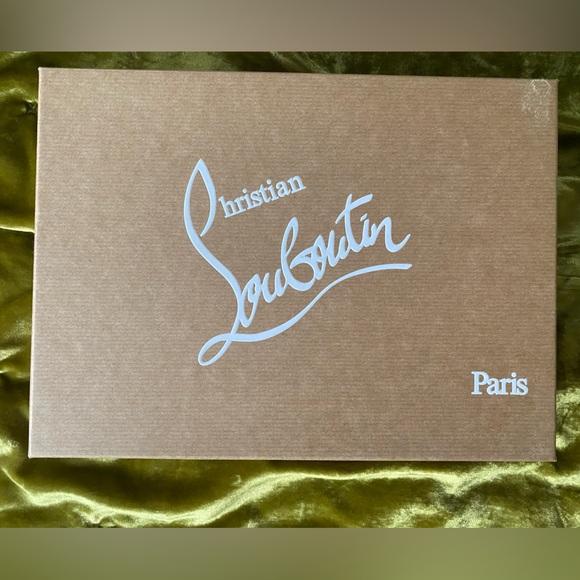 Christian Louboutin So Kate Heels - Picture 6 of 7